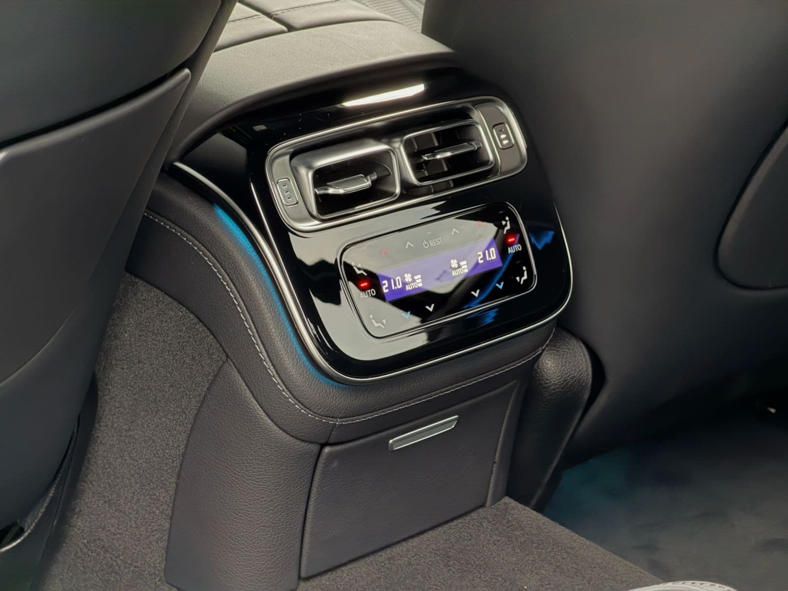 Mercedes S-63 - Imagem 13
