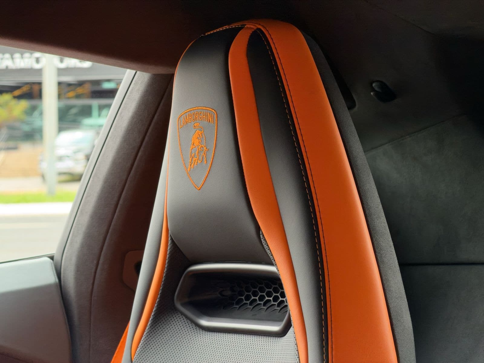 Lamborghini TEMERÁRIO - Imagem 11