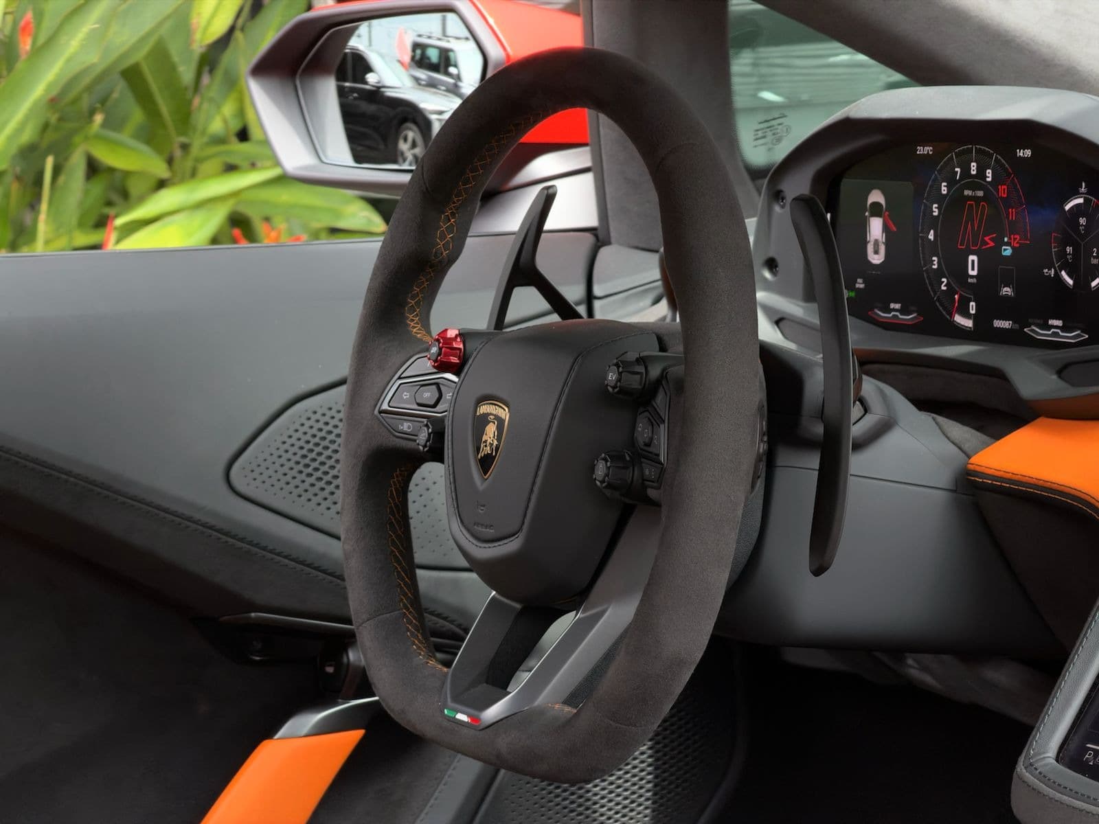 Lamborghini TEMERÁRIO - Imagem 13