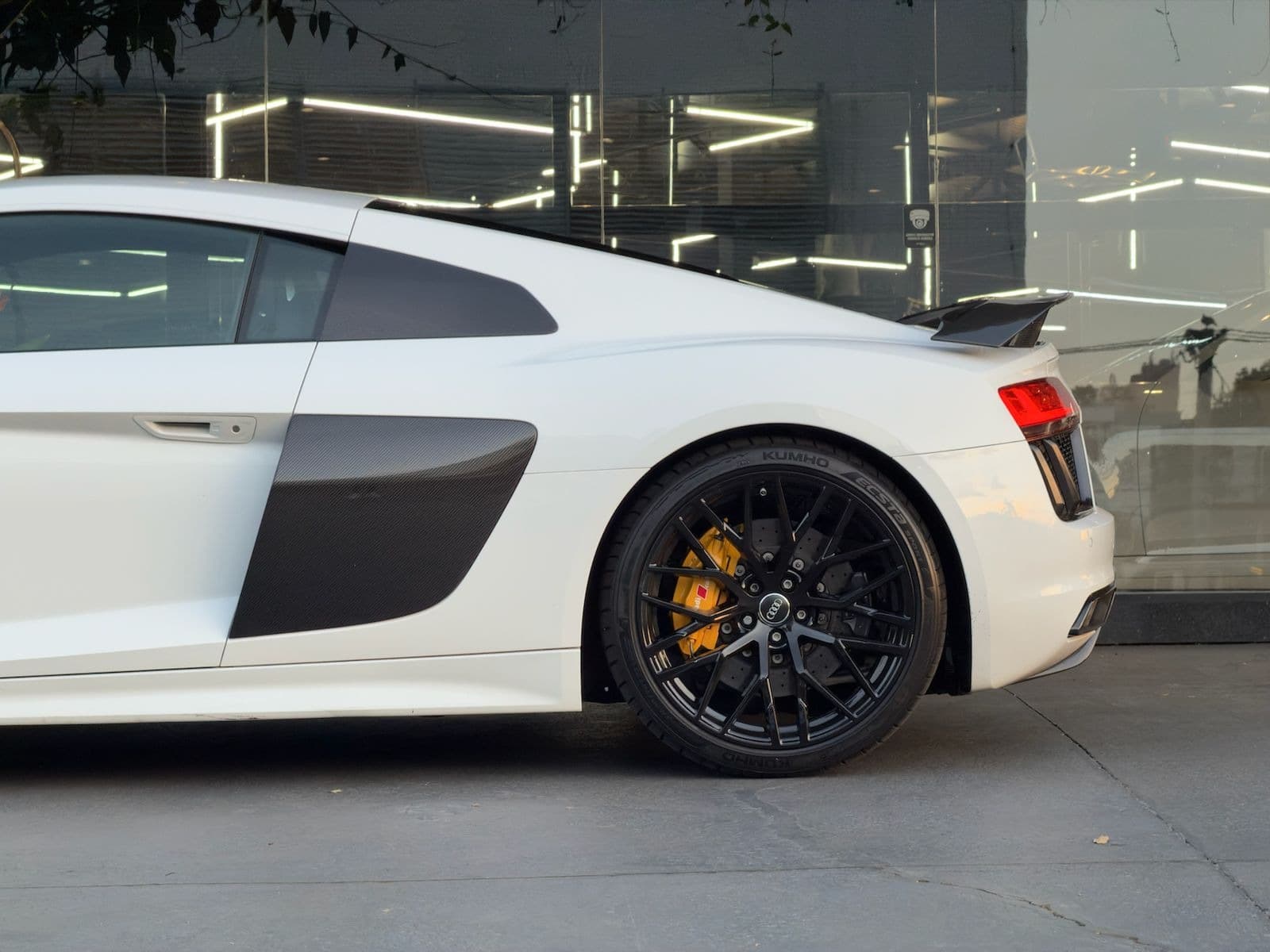 Audi R8 - Imagem 6