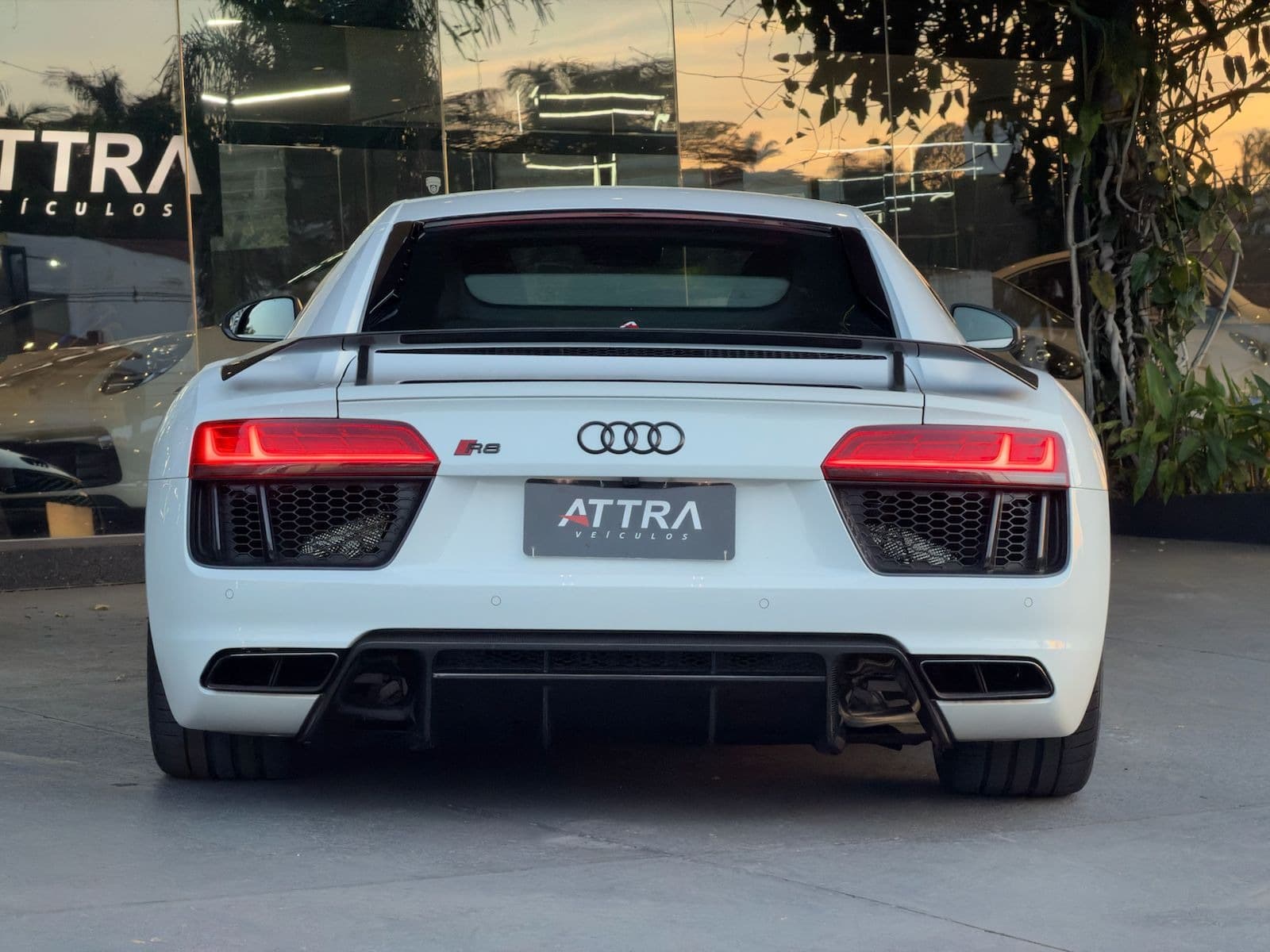 Audi R8 - Imagem 9