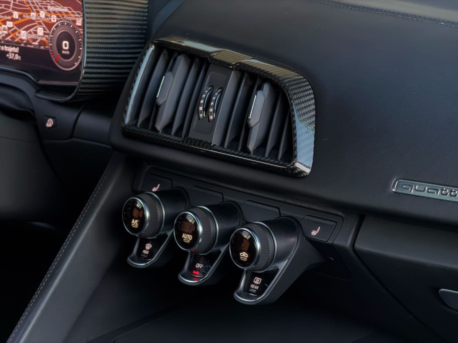 Audi R8 - Imagem 15