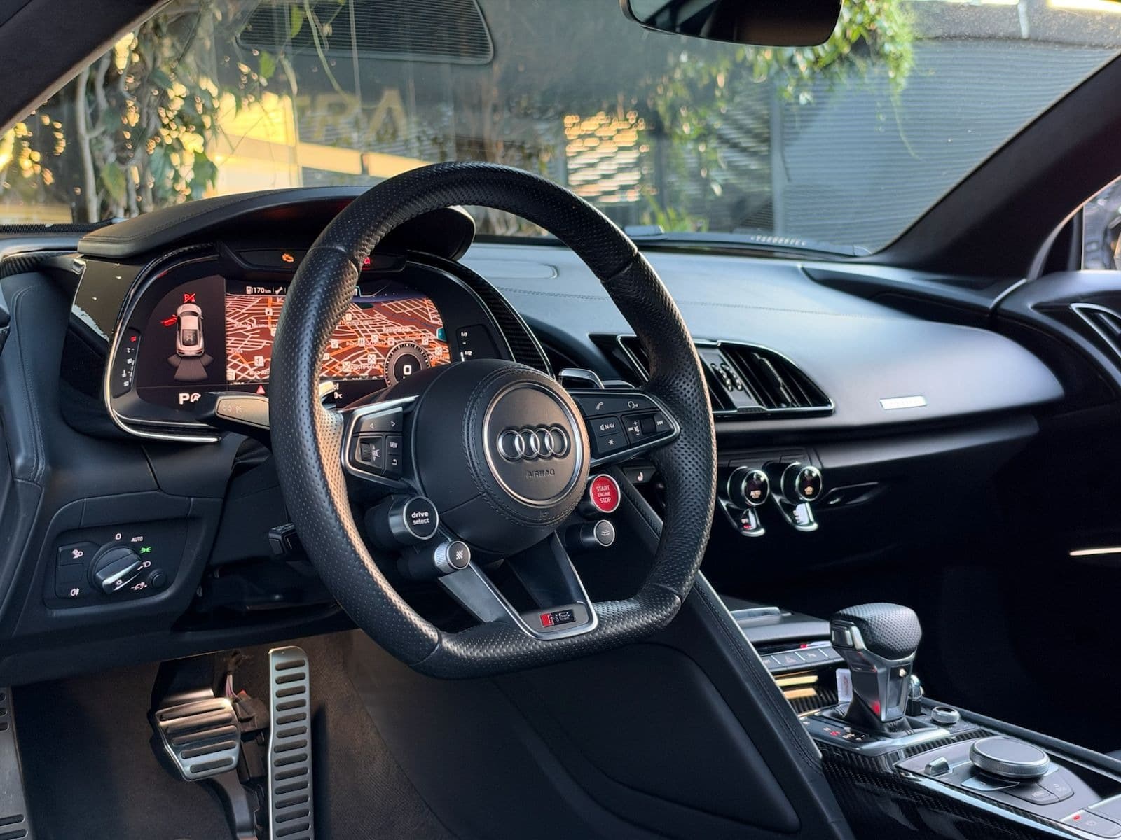 Audi R8 - Imagem 13