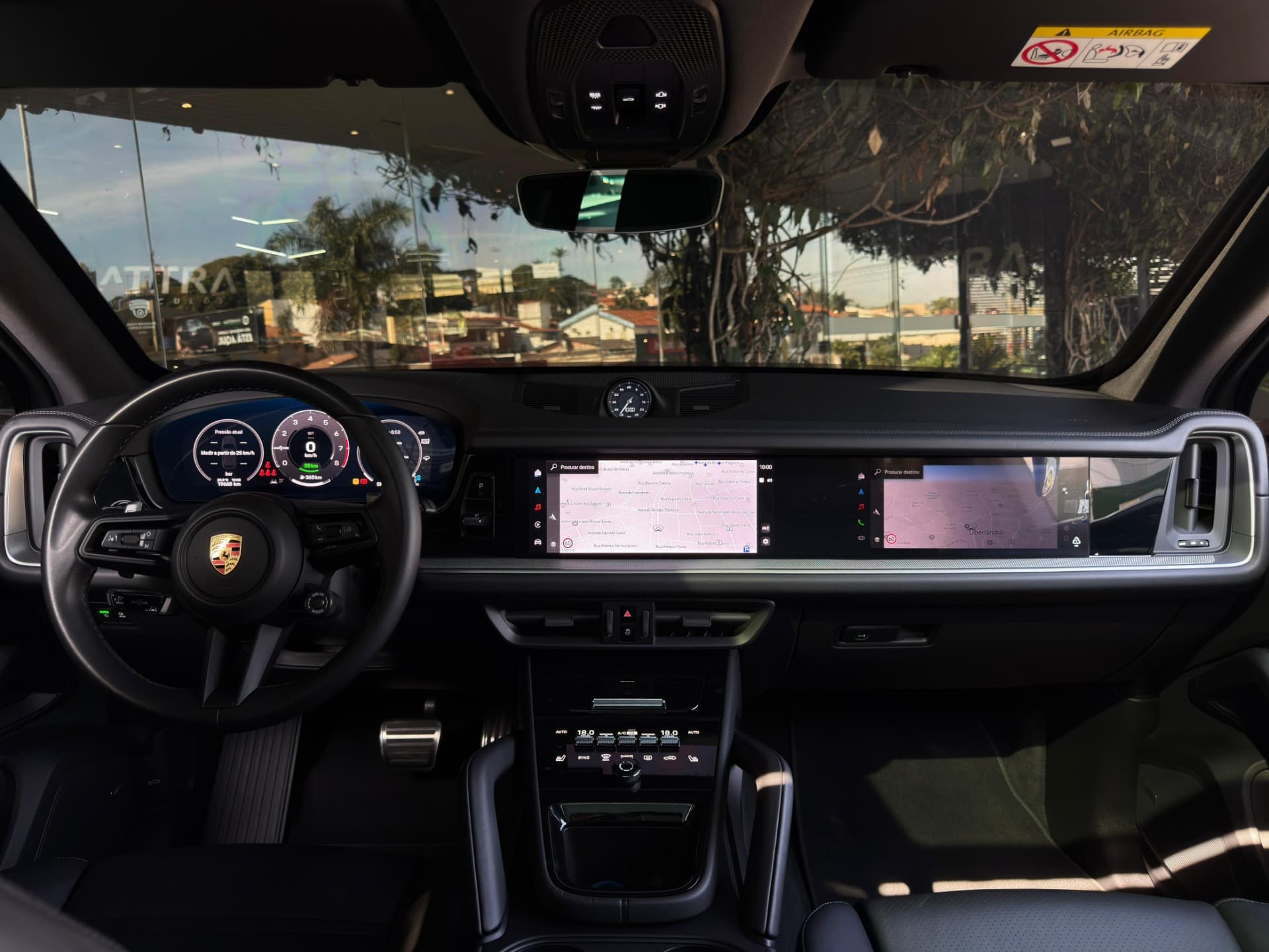 Porsche Cayenne - Imagem 12