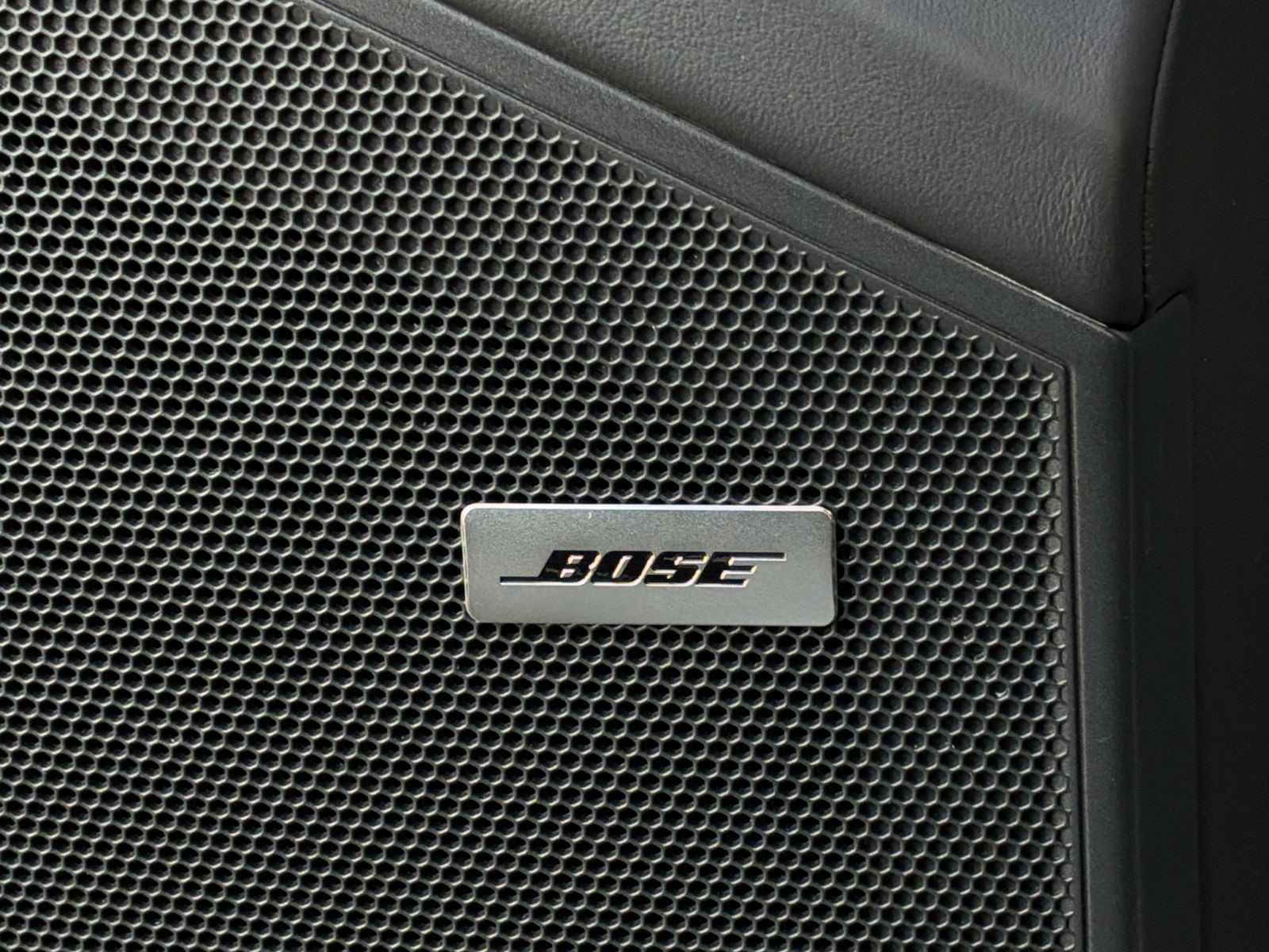 Porsche Cayenne 2025, foto 20 de 20 do veículo em estoque na Attra Veículos