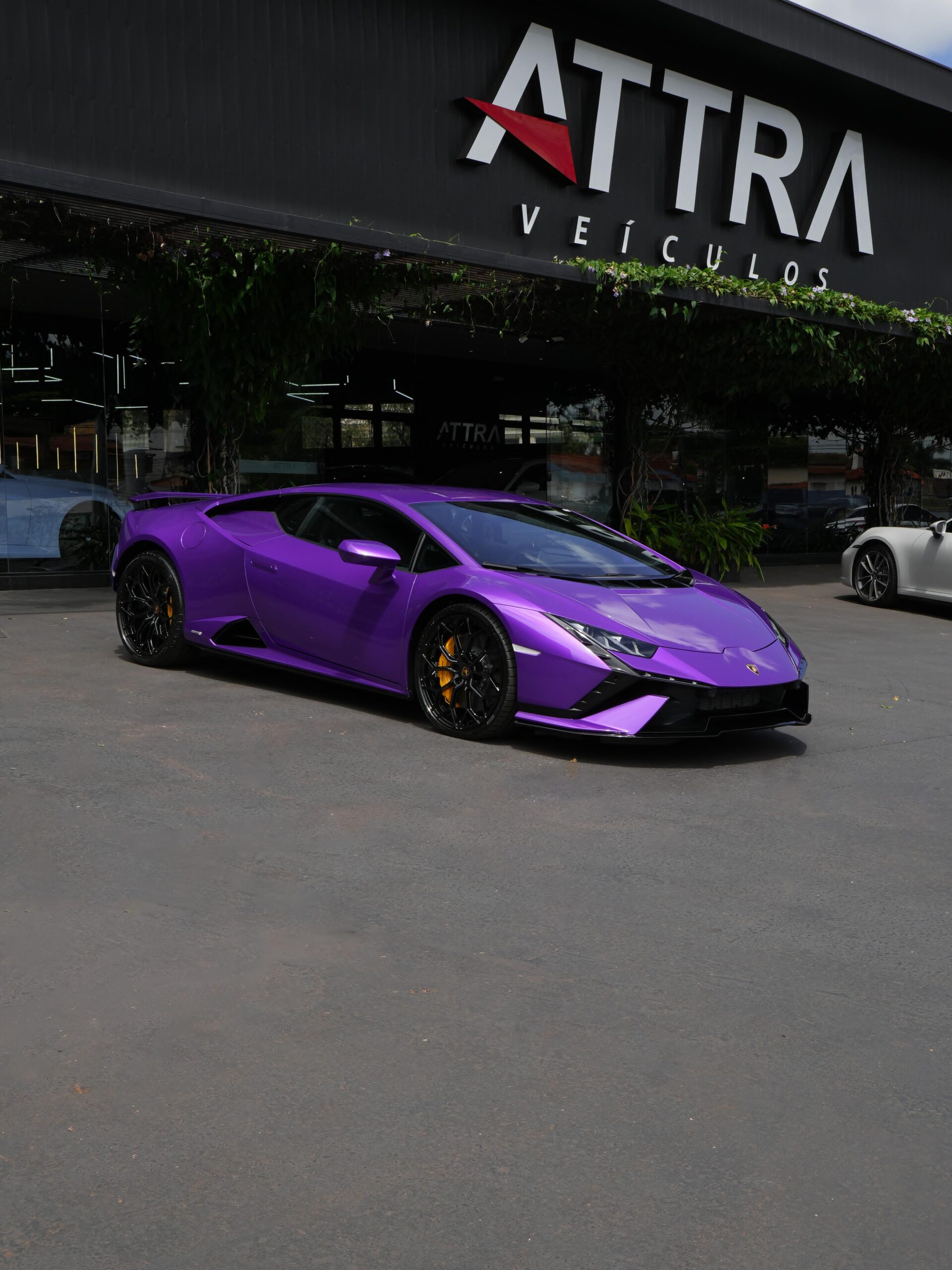 Lamborghini Huracán Tecnica LP640-2 2024 na cor Verde Mantis, vista lateral