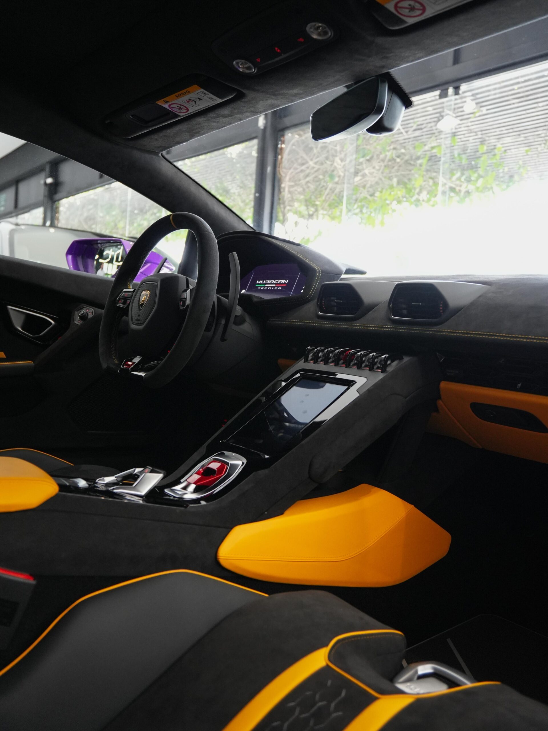 Lamborghini Huracán Tecnica 2024 - Interior Nero Cosmus