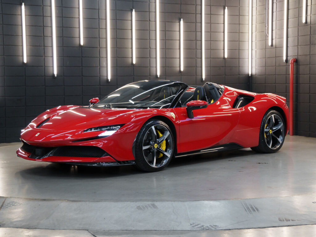 Ferrari SF90 Spider 2024